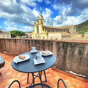  Bed & Breakfast Etnaglossa Italia